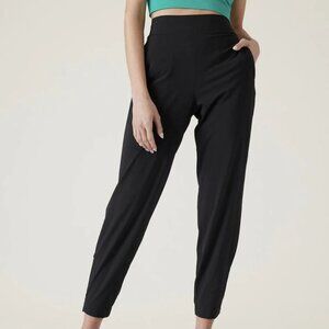 Athleta Women's Brooklyn Heights Jogger Pants in Black